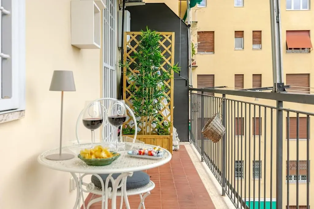 Luminoso Appartamento Fiorentino 佛罗伦萨 0*,  意大利