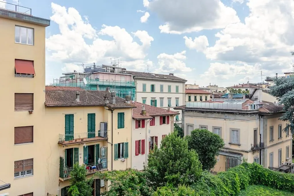 Luminoso Appartamento Fiorentino Florence Apartment